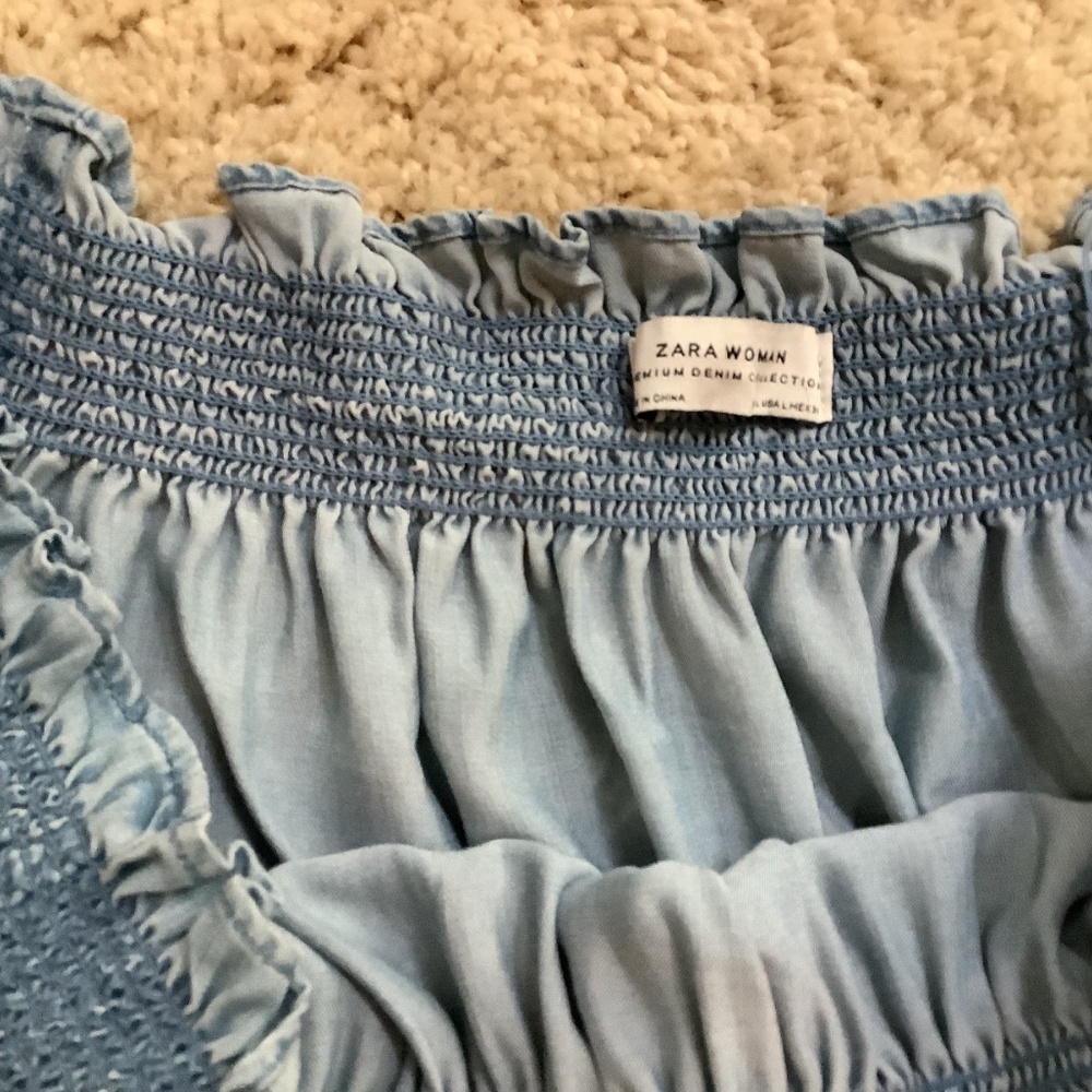 Clothes - Picture 5 of 5